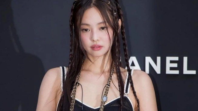 Gaya Fashion Jennie BLACKPINK Terbaru yang Selalu Bikin Takjub